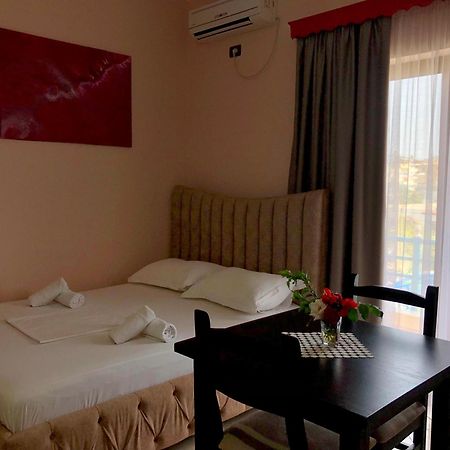 Vila Laura Pasha Villa Ksamil Kültér fotó