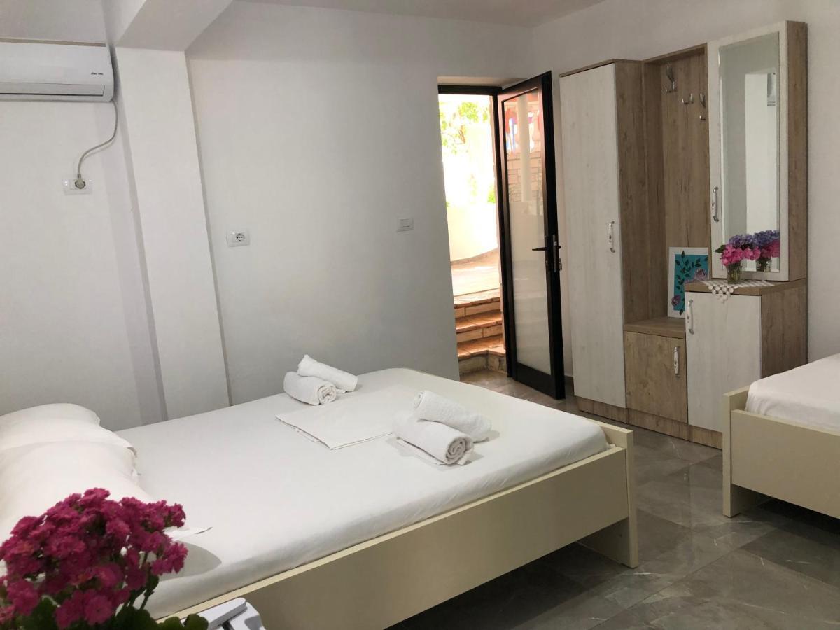 Vila Laura Pasha Villa Ksamil Kültér fotó